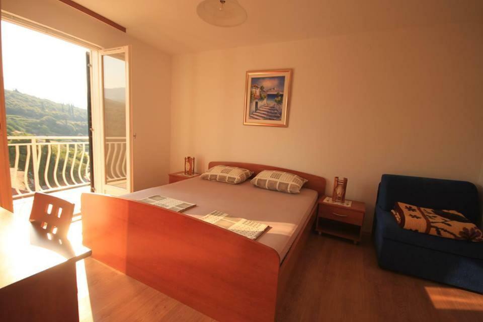 Diving Apartments Molunat Ngoại thất bức ảnh